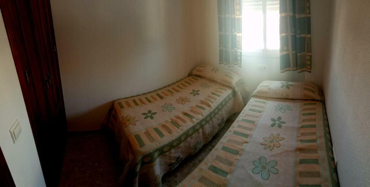 Apartamento Villamartin, Tranquilo Y Con Parking Conil De La Frontera Extérieur photo